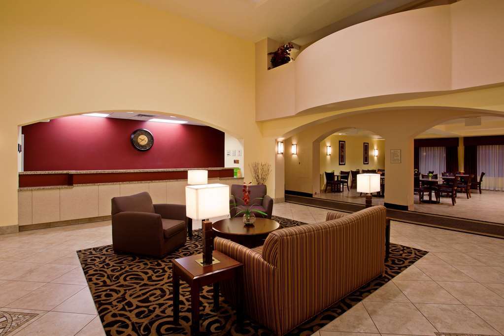La Quinta By Wyndham Ne Long Beach/Cypress Hawaiian Gardens Интерьер фото